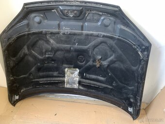 Ford Mondeo Mk3, kapota - 5