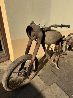 Jawa 250 Pérák - 5