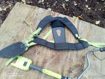 Akumulátorový křovinořez + sekačka RYOBI RBC36X26B - 5