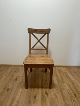 Jídelní stůl plus 3 židle - 5