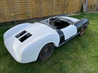 550 Spyder Porsche replika - 5