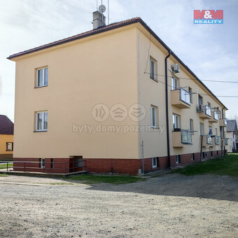 Prodej bytu 2+1, 74 m², Dašice, ul. ČSLA s garáží a zahradou - 5