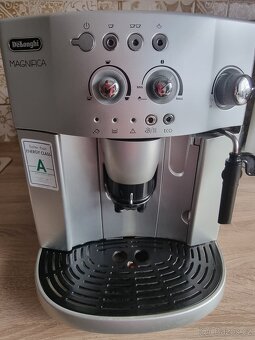Delonghi Magnifica - automatický kávovar - 5