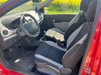 Renault Clio 1.2 i 55KW - 5