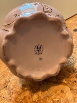 Karafa z růžového porcelánu - 5