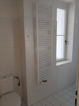 Pronájem městského bytu 1+kk (29,42 m²) – Louny, Husova 1071 - 5