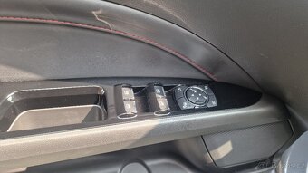 Ford Mondeo (MK5 po Faceliftu) 2.0 TDCI, ST-Line, 140kw - 5
