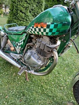 Suzuki GN 400 - 5