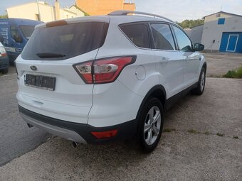 Ford Kuga 2.0TDCI, 110kw TITANIUM 4×2 - 5