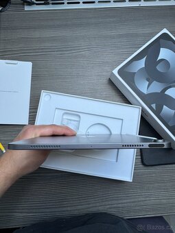 iPad Air 2022 + Paper-Like + Apple Pencil + kryt + krabice - 5