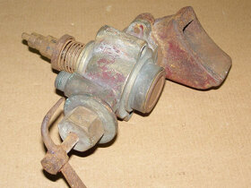 Prodám karburátor z motoru Lorenz 3-4 HP - 5