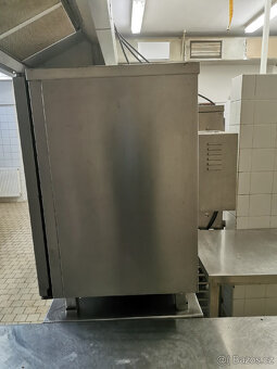 Konvektomat s podstavcem na 10 gastronádob - 5