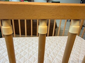 Polohovatelná postýlka pro batolata - 5