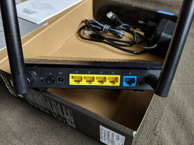 Router Asus RT-N12K 3-in-1 Wireless-N WiFi - 5