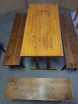 Dřevěná masivní sestava stůl + 4x židle - 5