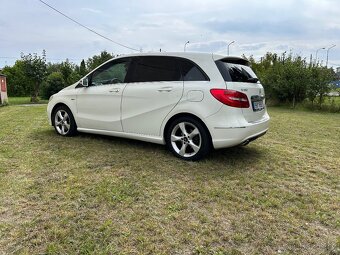 Mercedes Benz B180CDI - 5