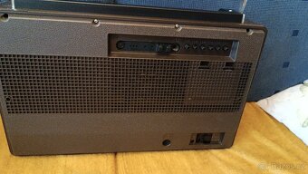 GRUNDIG SATELIT 3400 profesionál. - 5