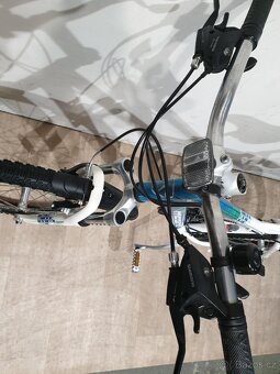 Značkové damské či dívčí kolo MERIDA 26” - 5