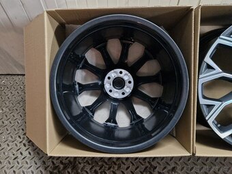 Nepoužite Audi A6 S6 C8 5x112 R20 - 5