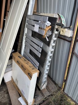 RADIÁTORY A RŮZNÁ SANITA, umyvadla , wc, trubky, atd. - 5