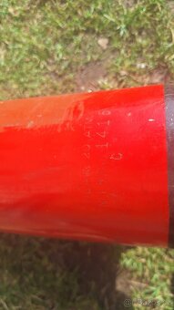 Starý hasicí přístroj. - 5