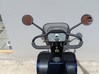 Invalidní čtyřkolový vozík,skutr - 5