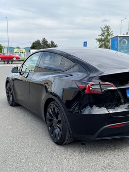 Tesla Model Y Perfomance 2022 - 5