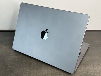MacBook Pro 14'' 2021 / M1 Pro / 16GB / 512GB SSD / Space - 5