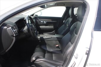 Volvo V90 2.0 D5 173KW AWD MOMENTUM DPH (2018) - 5
