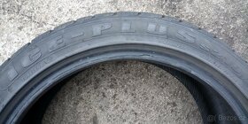 PRODÁM 1 POUŽITOU ZIMNÍ PNEU ROTALLA ICE-PLUS 205/45/17/88V - 5