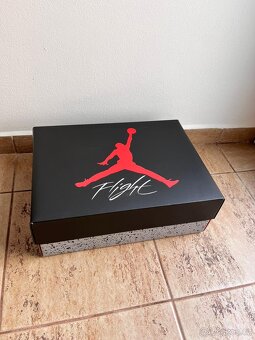 Jordan 4 White cement - 5