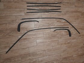 Shadow-line lišty BMW e32 - 5