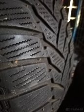 pneu 215/55/17 - 5