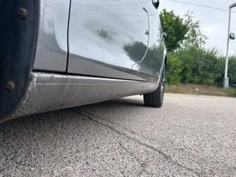 Volkswagen Jetta 2.0 FSI Sportline - 5