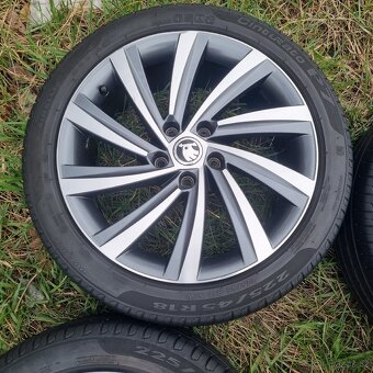Perseus Antracit Alu kola letní Škoda Octavia IV Karoq - 5