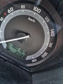 Skoda fabia 1.4 mpi - 5