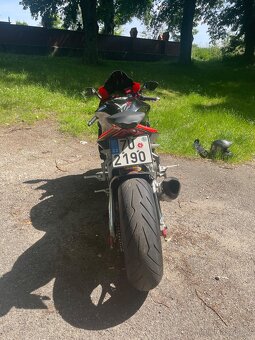 Aprilia RSV4 Factory APRC ABS – TOP stav, 135 kW, nové pneu - 5