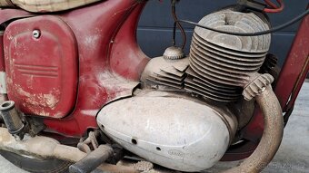 Jawa 350.Typ 354. Odstavena 50 rokov v garazi. - 5