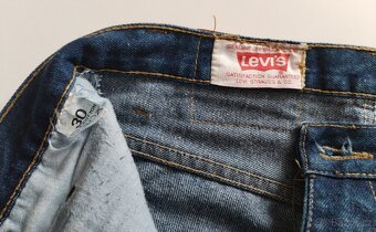 Tmavě modré rifle Levi's - 5