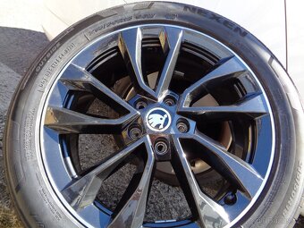 škoda karoq r18 nová alu kola 5x112 černá - 5