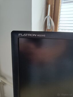 22" širokoúhlý monitor LG Flatron W2234S - 5