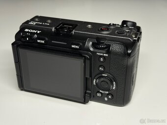 Sony FX3, 6× neoriginální baterie - 5