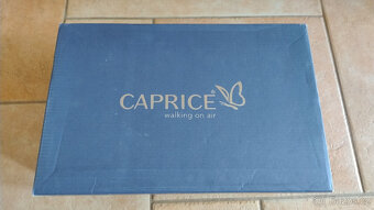 minimálně nošené tenisky Caprice, značené 41 - 5