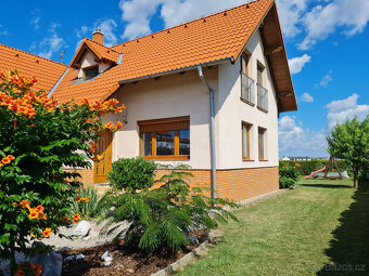 Ihned k nastĕhováni rodinný  dům 245 m², pozemek 1 547 m² - 5