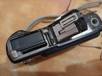 Digitální foťák Panasonic DMC TZ4 8Mpx 2GB SD + nabiječka - 5