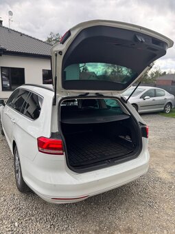 VW Passat B8 2.0TDi 110Kw DSG 2017 Keyless ACC Kombi LED - 5