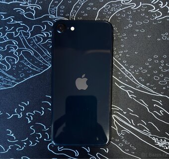 iPhone SE 2022 64 GB - 5
