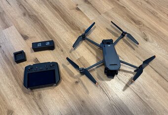 DJI Mavic 3 Pro + DJI RC Pro - 5
