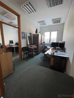 Pronájem skladového prostoru 3000 m² - 5