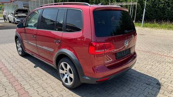 VW Touran 2.0 TDi 103kW CROSS - 5
